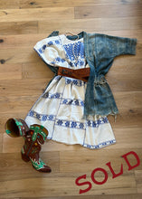 Load image into Gallery viewer, vintage loomed huipil kaftan - deep blue abstract